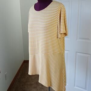 Lane Bryant Sunshine Striped Tunic Top 18 / 20 lightweight sweater short sleeves